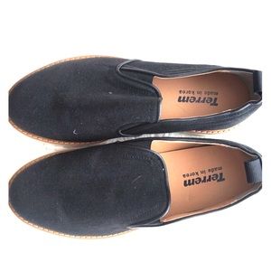 Men’s Slip On Shoes Size 10